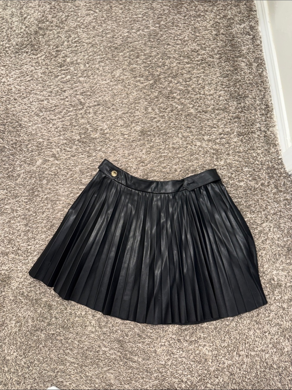 Zara Black Pleated Faux Leather Mini Skirt